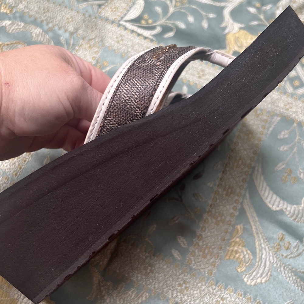 Coach Jolene Women's Flip Flop Brown and Tan Sandals Wedges Size 7.5 - Picture 10 of 14